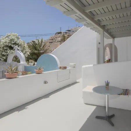 Aparthotel Thira's Dolphin
