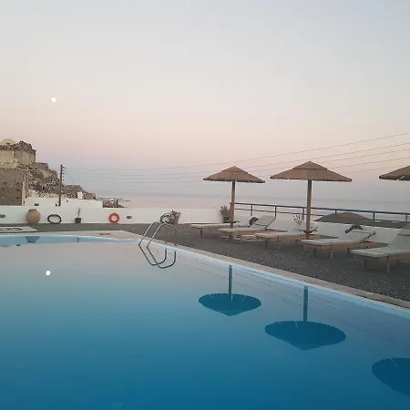 Aparthotel Thira's Dolphin 3*