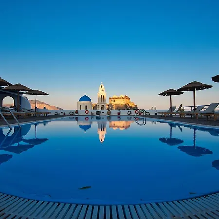 Thira's Dolphin Aparthotel