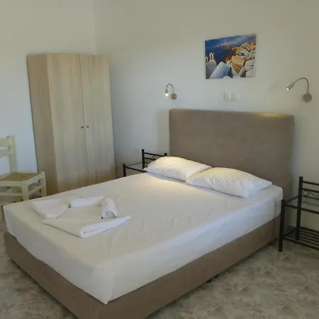 Aparthotel Thira's Dolphin