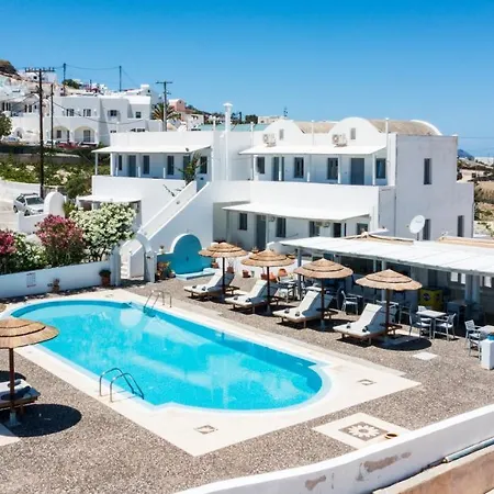 Thira's Dolphin Aparthotel Akrotírion