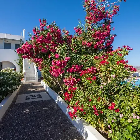Aparthotel Thira's Dolphin 3*